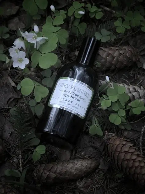 GREY FLANNEL | GEOFFREY BEENE