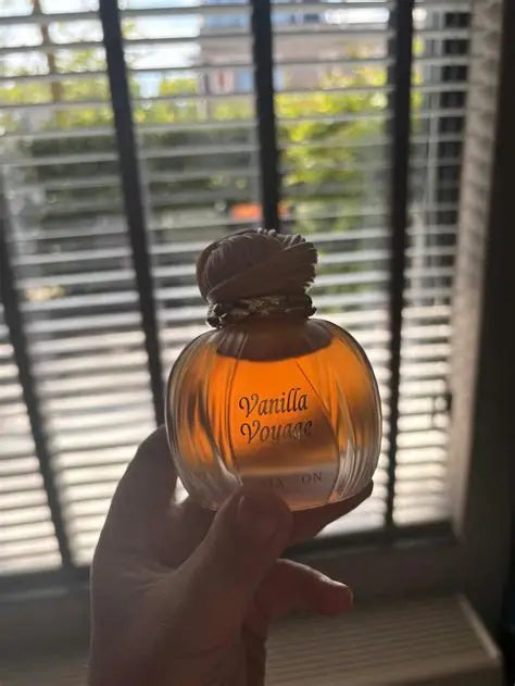 VANILLA VOYAGE | MAISON ASRAR